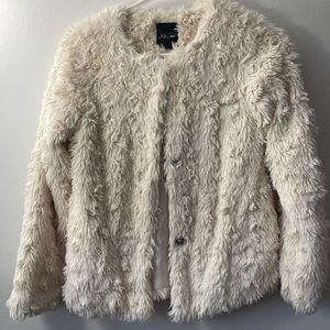 Off white coat. Size YOUTH large. Soft material